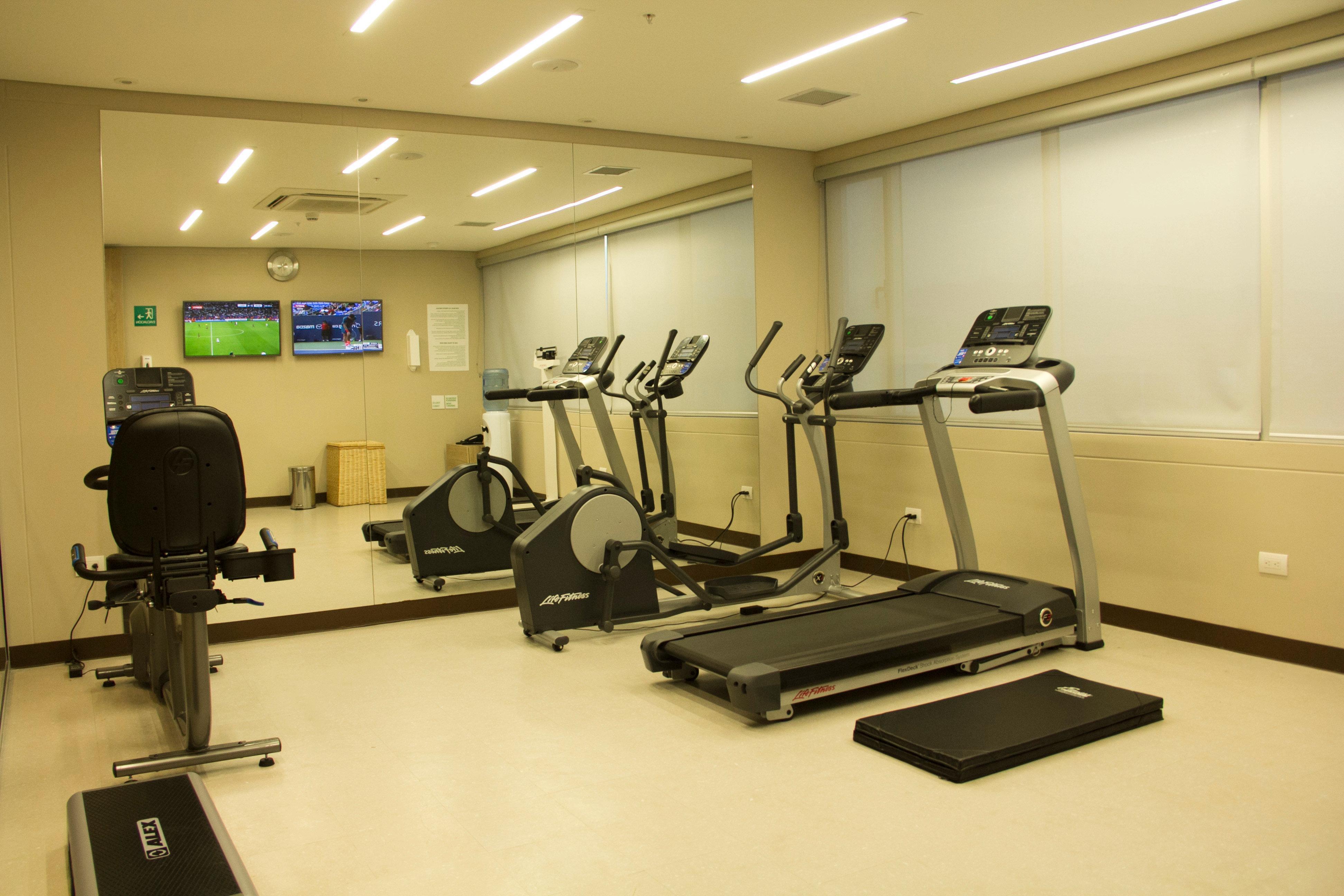 Holiday Inn Cucuta By Ihg Екстер'єр фото The gym at the hotel