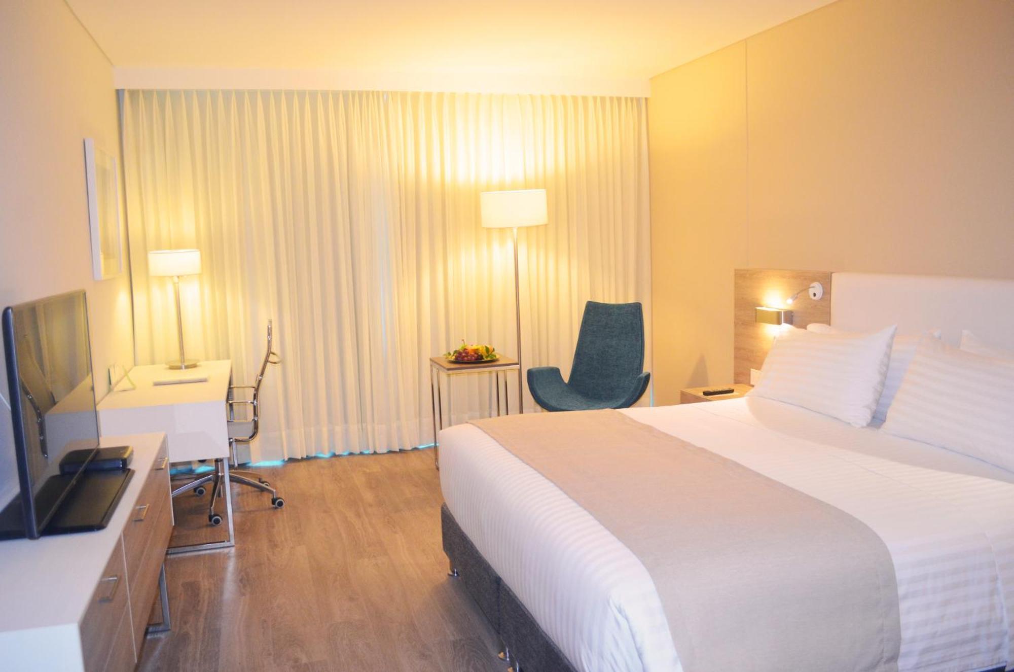 Holiday Inn Cucuta By Ihg Екстер'єр фото A room at the hotel