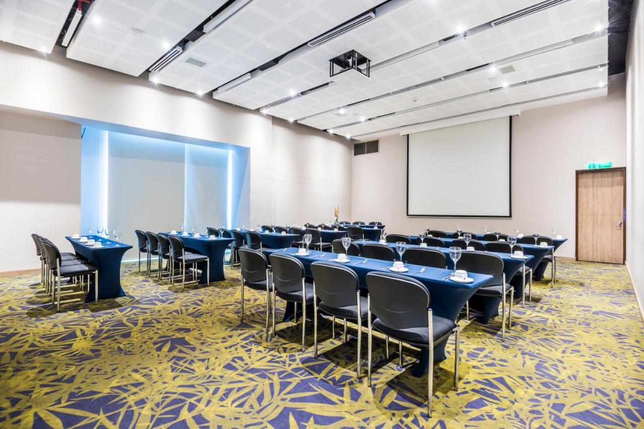 Holiday Inn Cucuta By Ihg Екстер'єр фото Meeting room
